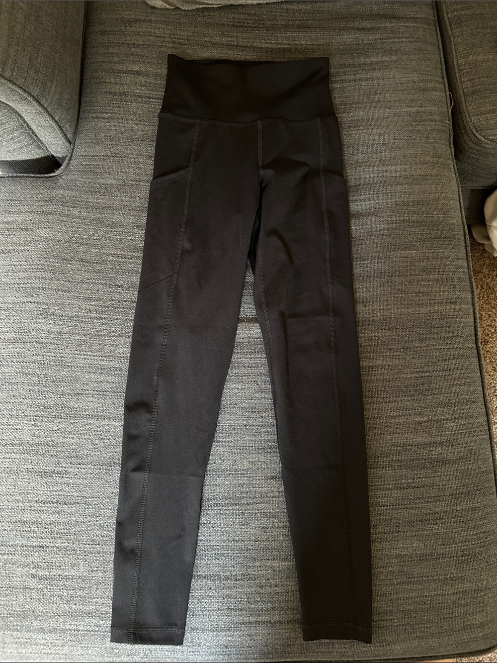 American Eagle Outfitters Black High-Waist “The Everything Pocket Leggings”, XS